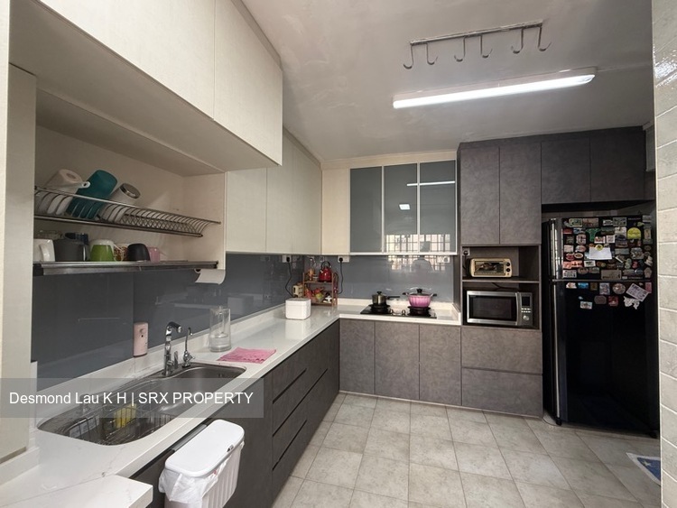 Blk 231 Hougang Street 21 (Hougang), HDB 5 Rooms #549868791